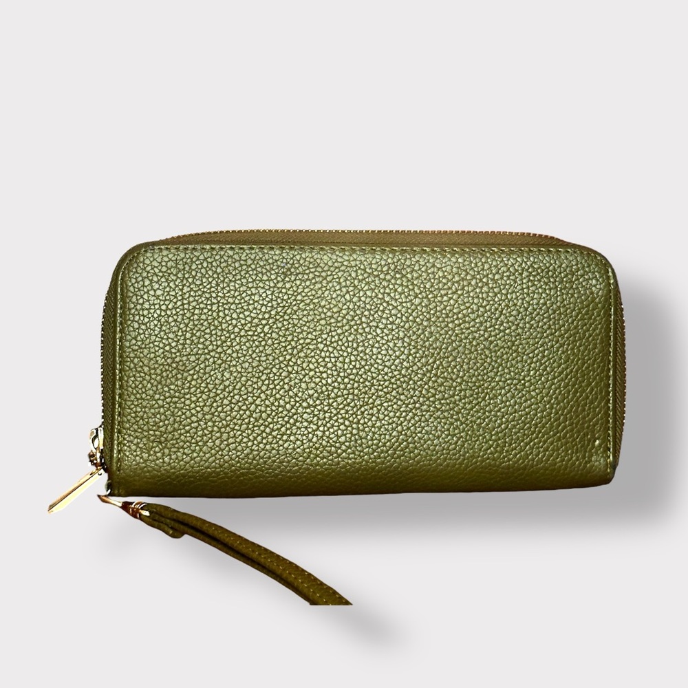 A New Day Olive Double Zip Continental Wallet